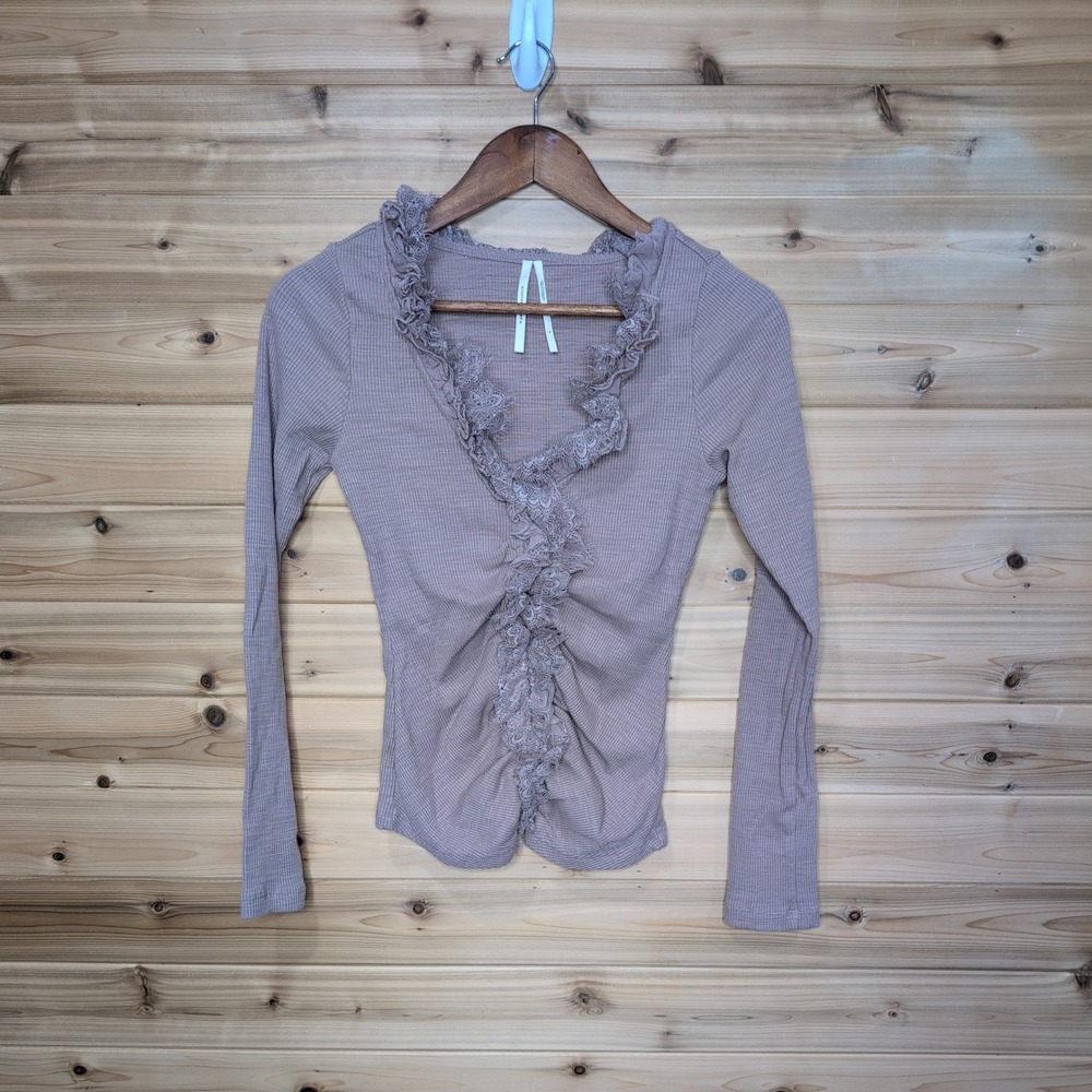 By Anthropologie Mauve Lace Trim Ruffle Ribbed Long Sleeve Thermal Top S